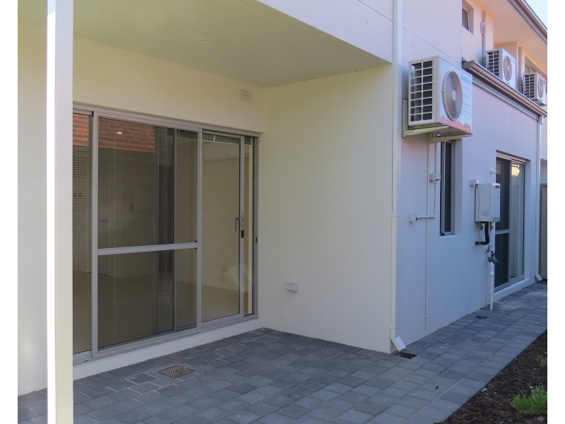 Unit 6, 12 Heath Road, Kalamunda WA 6076