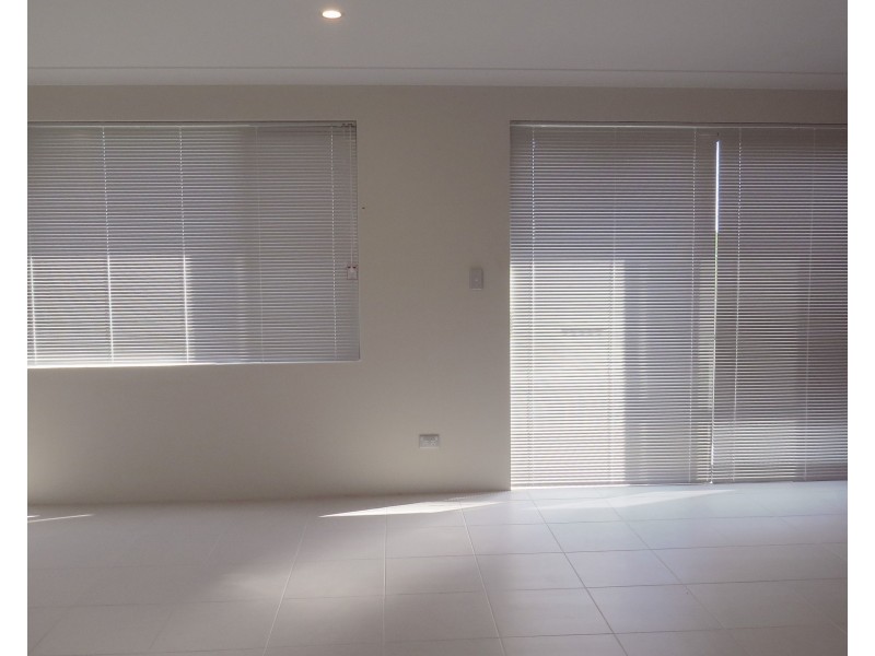 Unit 6, 12 Heath Road, Kalamunda WA 6076