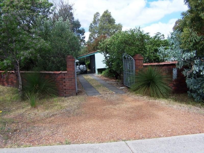 43 Heath Road, Kalamunda WA 6076