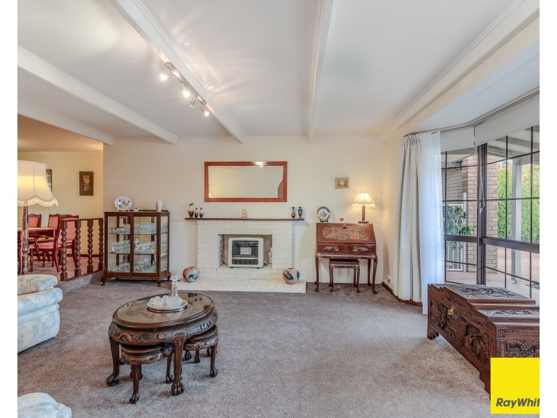 6 Ind Street, Lesmurdie WA 6076