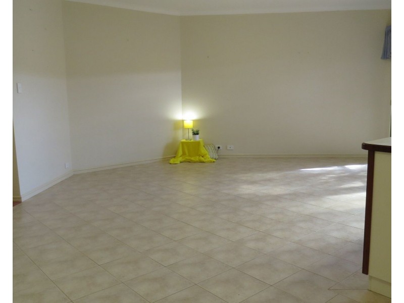 Unit 3, 10 Heath Road, Kalamunda WA 6076