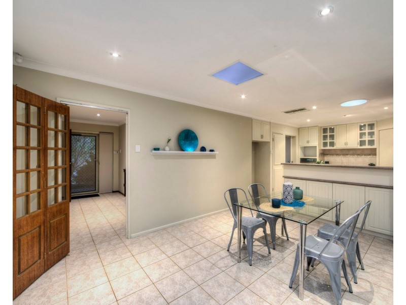 22 Essex Street, Forrestfield WA 6058