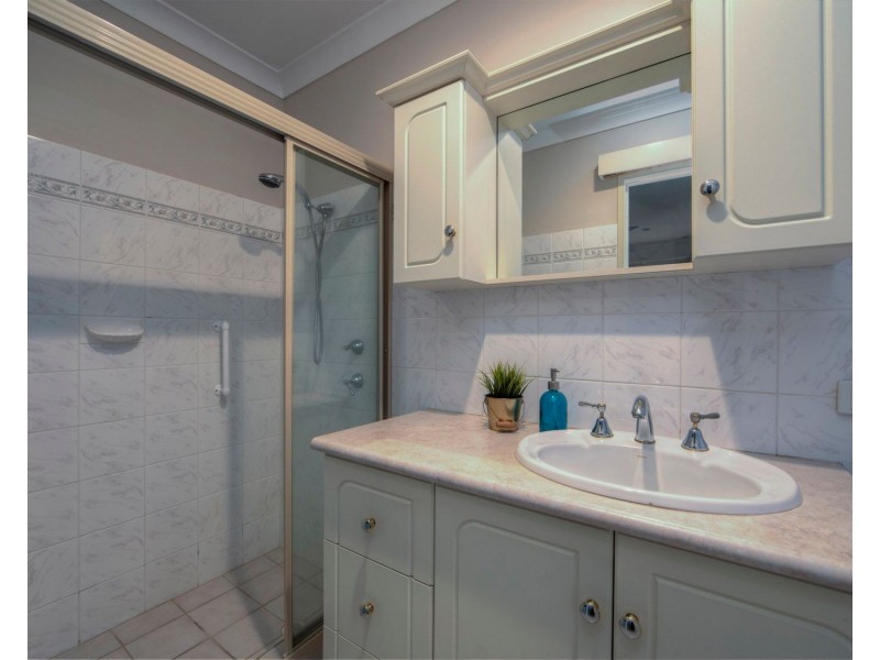 22 Essex Street, Forrestfield WA 6058