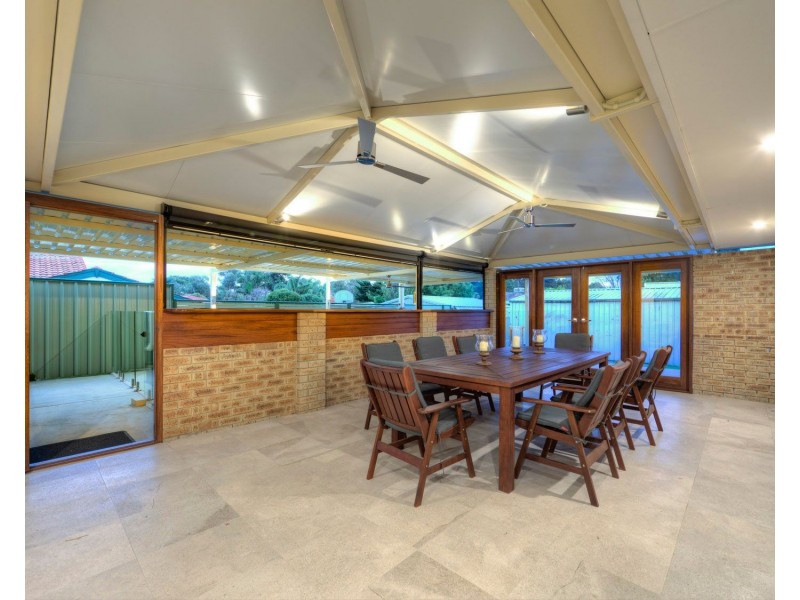 22 Essex Street, Forrestfield WA 6058