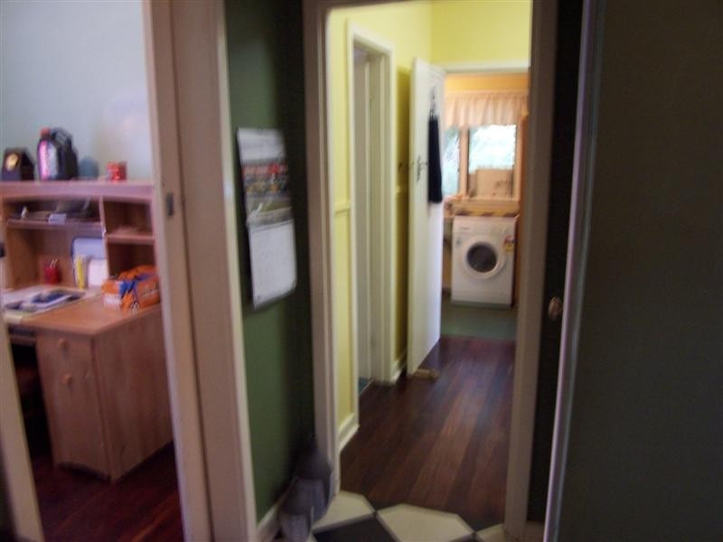 18 Peet Road, Kalamunda WA 6076