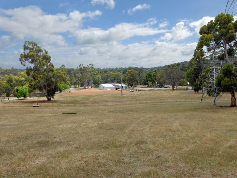 2810 Helena Valley Road, Helena Valley WA 6056