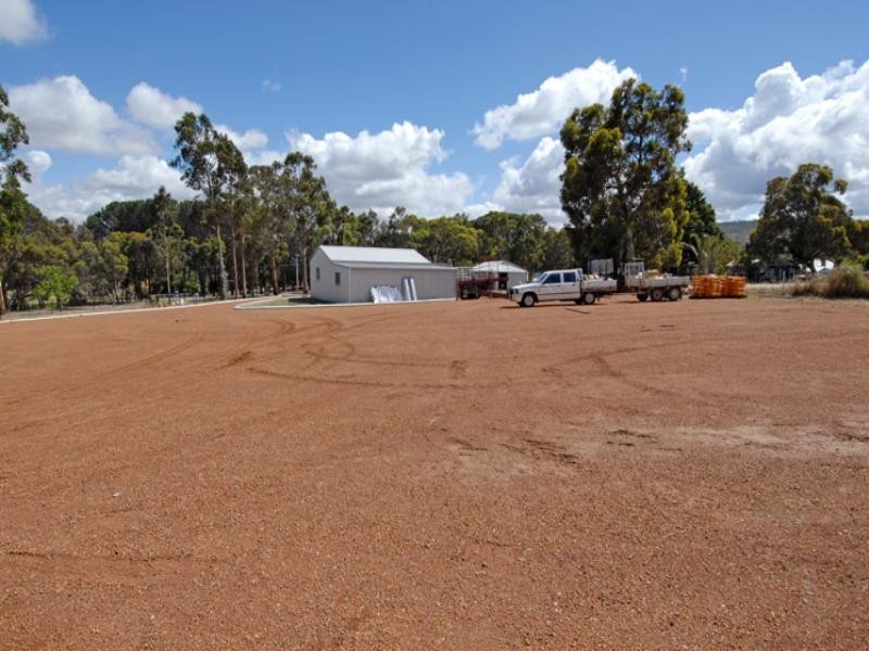 2810 Helena Valley Road, Helena Valley WA 6056