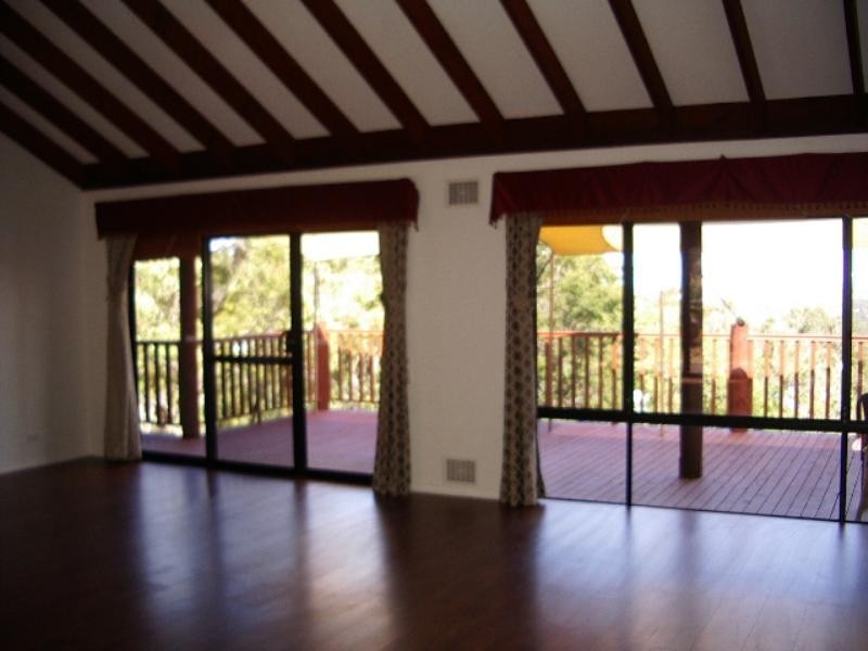 7 Dale Drive, Gooseberry Hill WA 6076