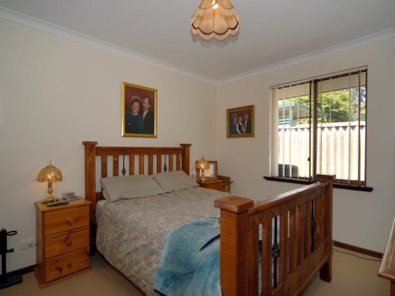 21 Pauline Avenue, Kalamunda WA 6076