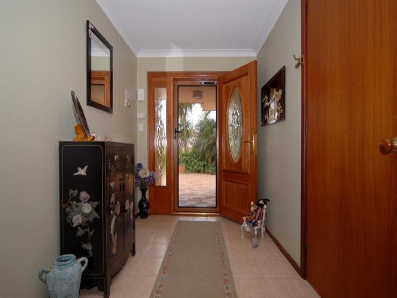 46 Berry Drive, Maida Vale WA 6057