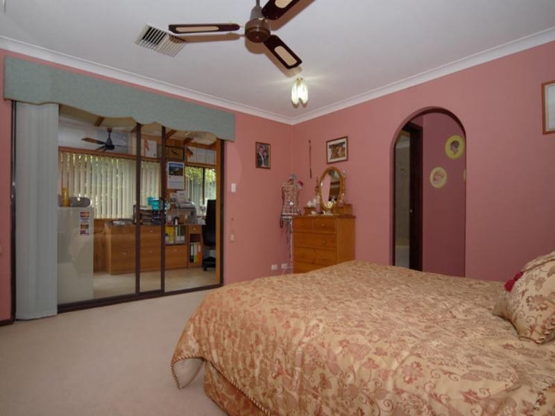 46 Berry Drive, Maida Vale WA 6057