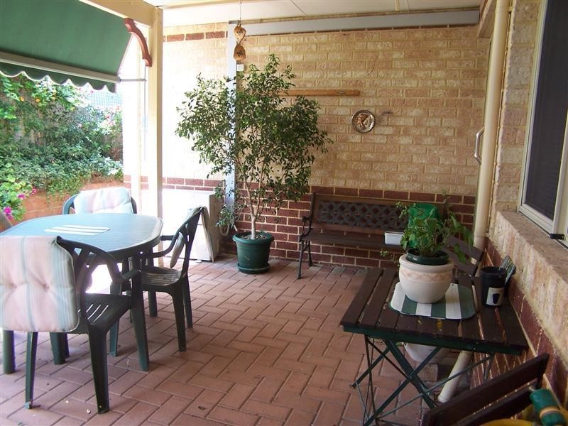 6/7 Brook Street, Kalamunda WA 6076