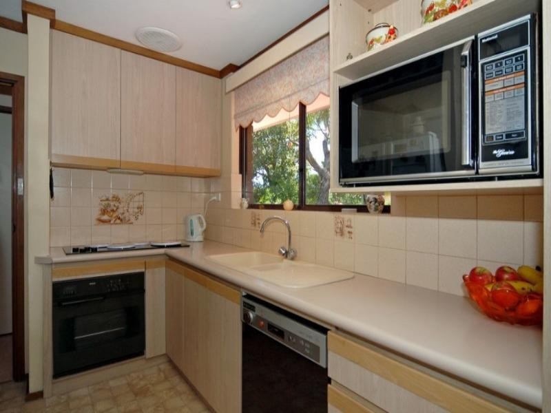 Gooseberry Hill WA 6076