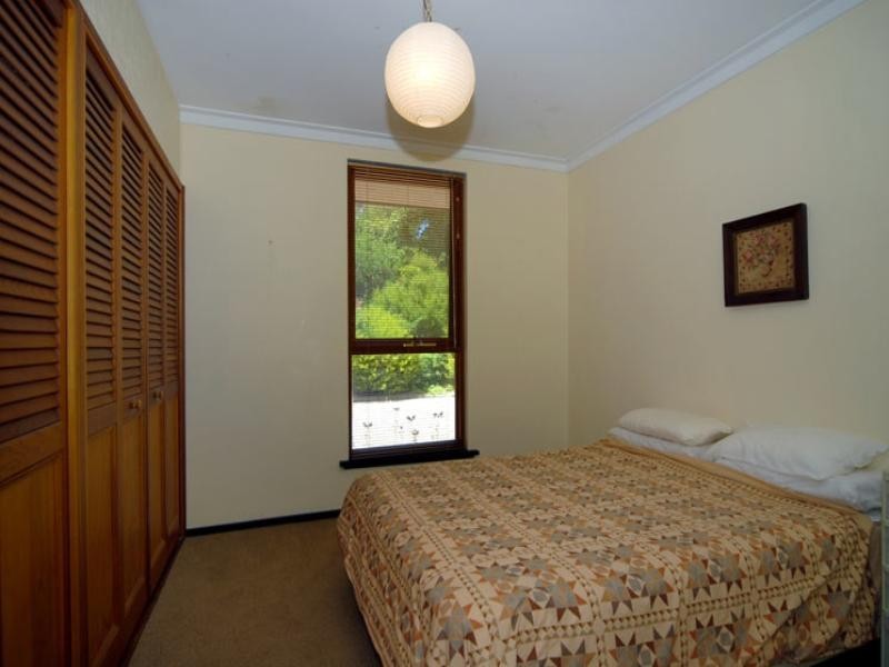 Lesmurdie WA 6076