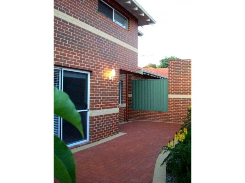 4/5 Poets Lane, Kalamunda WA 6076