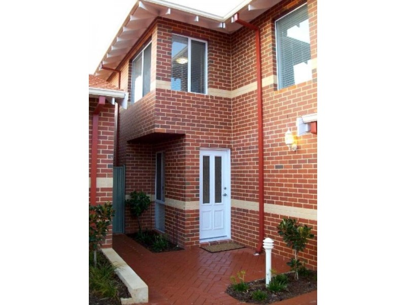 4/5 Poets Lane, Kalamunda WA 6076