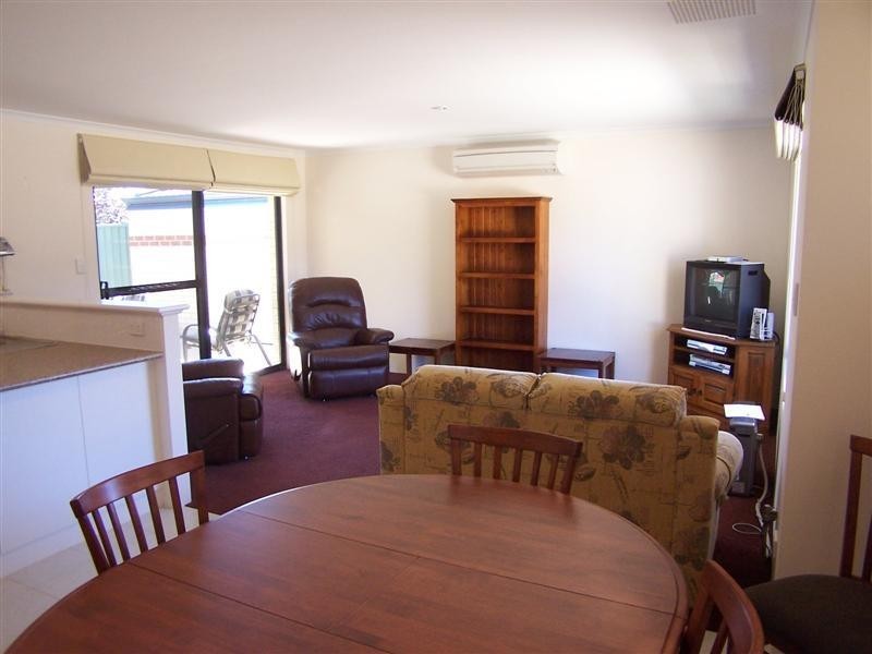 3/30 Canning Road, Kalamunda WA 6076