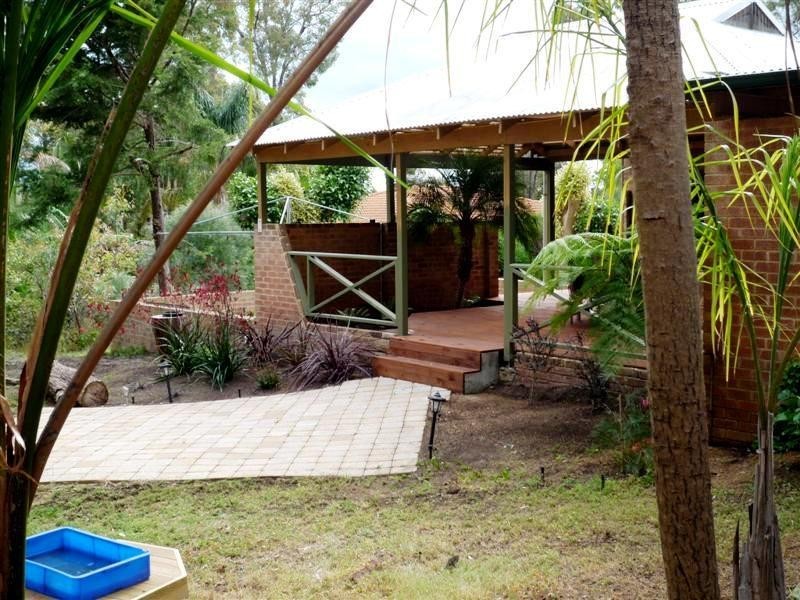 27 Kirkstall Way, Sawyers Valley WA 6074