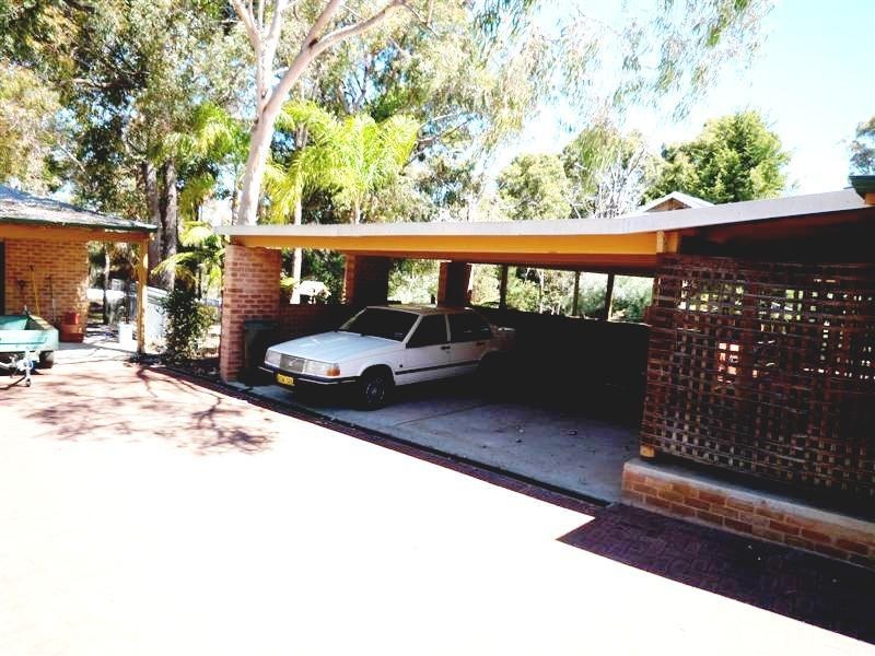 27 Kirkstall Way, Sawyers Valley WA 6074