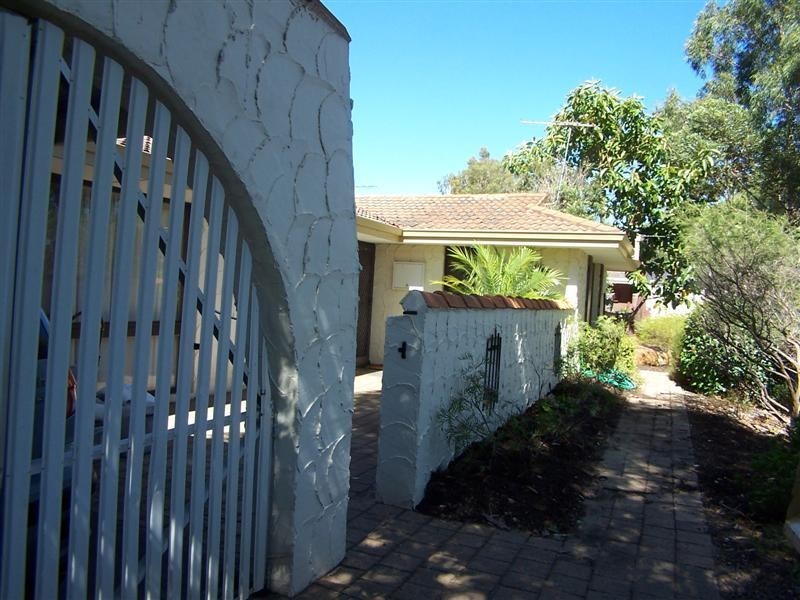 5 Sisely Road, Gooseberry Hill WA 6076