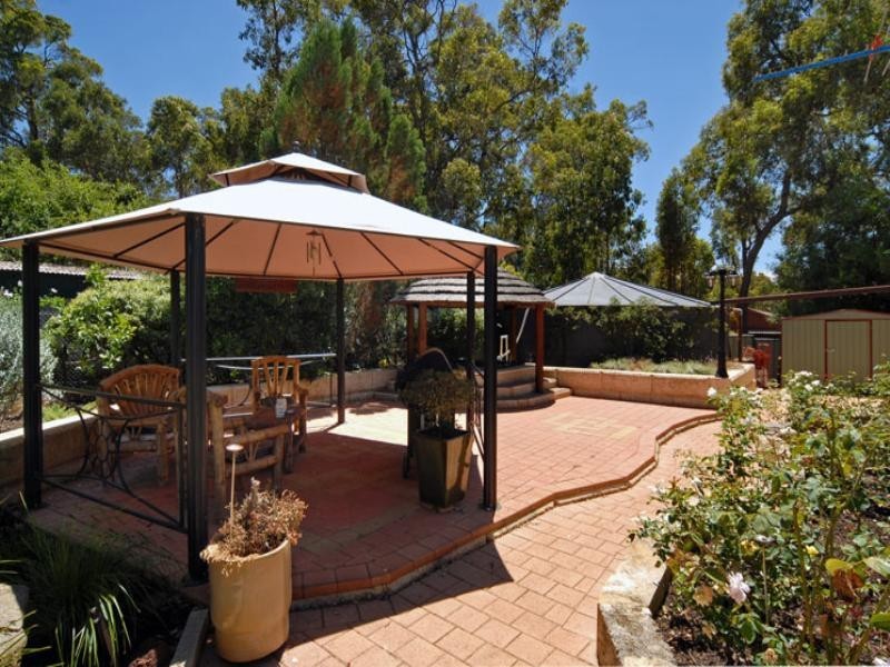 3 Bettenay Road, Roleystone WA 6111