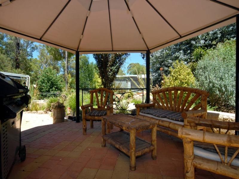 3 Bettenay Road, Roleystone WA 6111