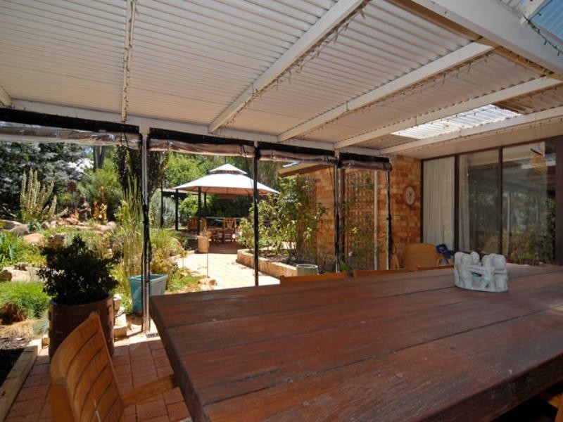 3 Bettenay Road, Roleystone WA 6111