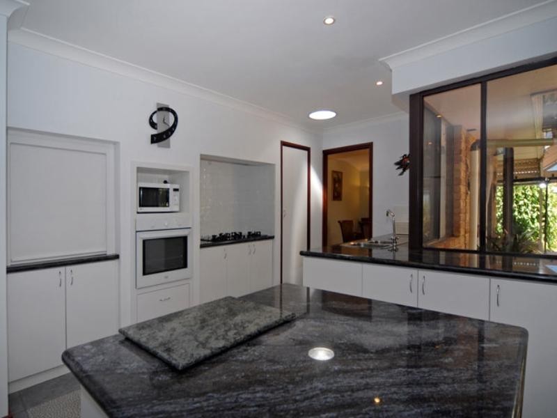 3 Bettenay Road, Roleystone WA 6111