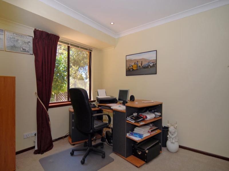 3 Bettenay Road, Roleystone WA 6111