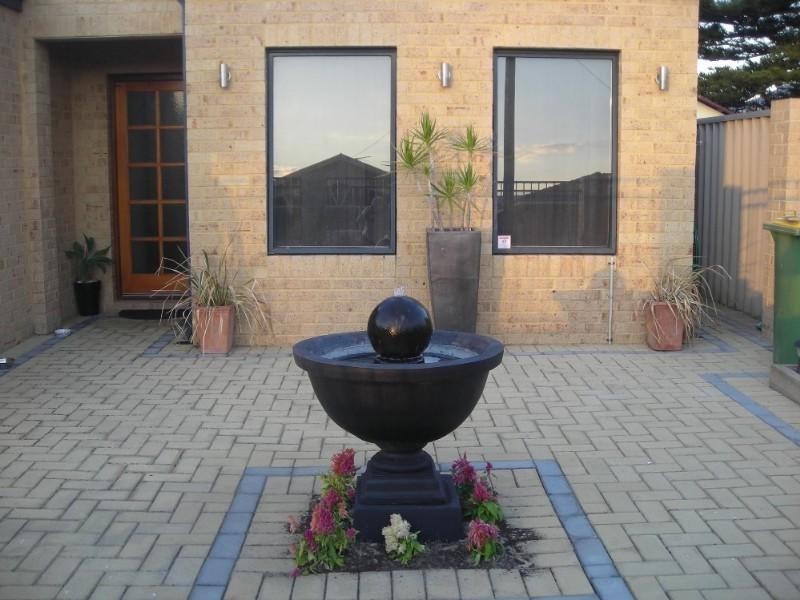 6 Derisleigh Street, Cannington WA 6107