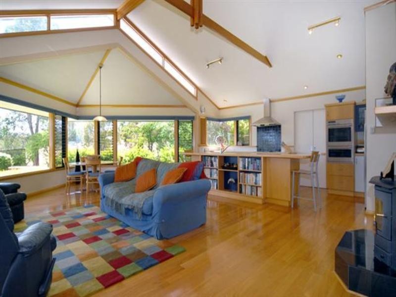 130 John Farrant Drive, Gooseberry Hill WA 6076