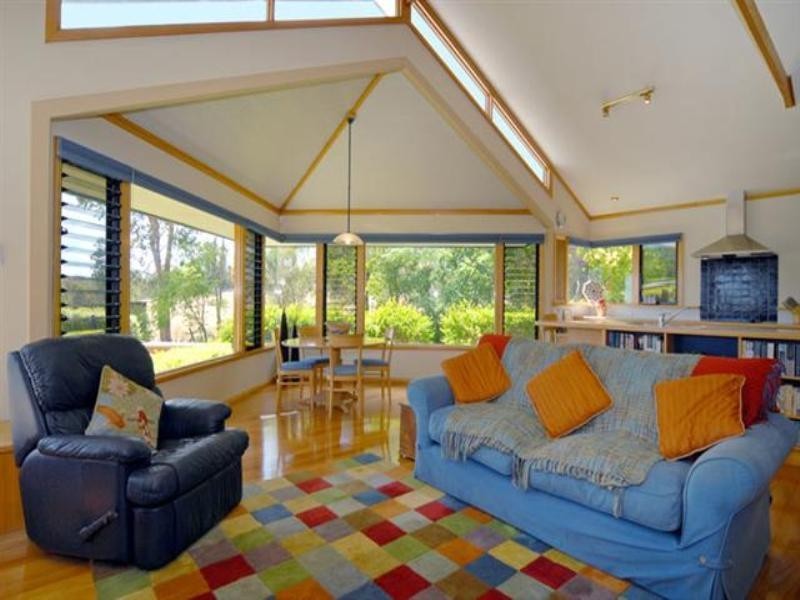 130 John Farrant Drive, Gooseberry Hill WA 6076