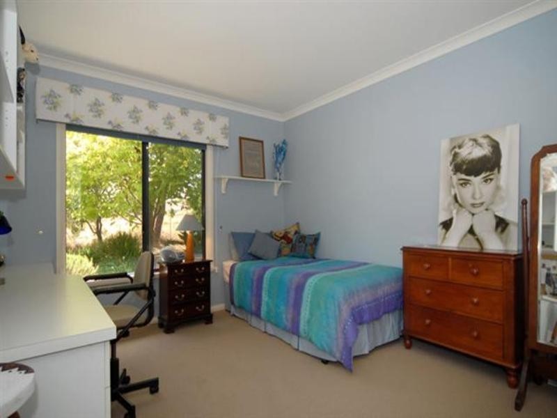 130 John Farrant Drive, Gooseberry Hill WA 6076