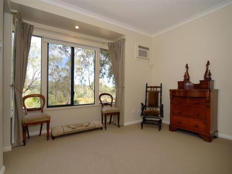 130 John Farrant Drive, Gooseberry Hill WA 6076