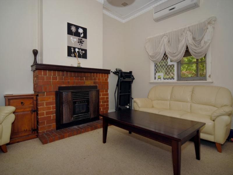 195 Forrest Road, Pickering Brook WA 6076