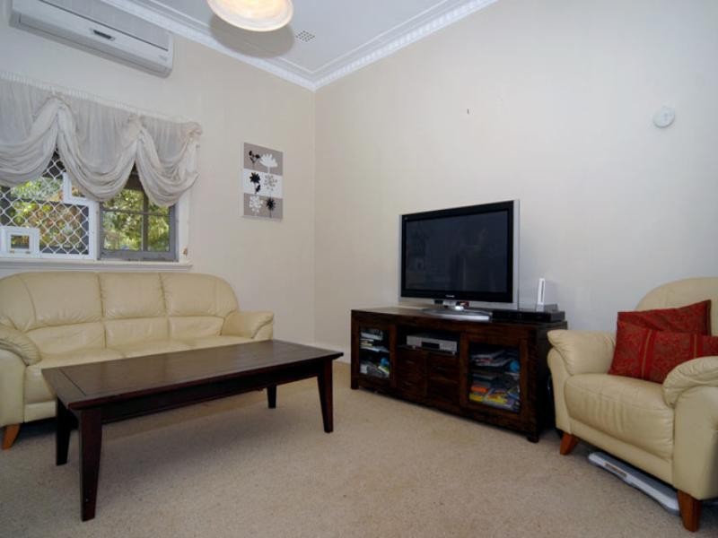 195 Forrest Road, Pickering Brook WA 6076