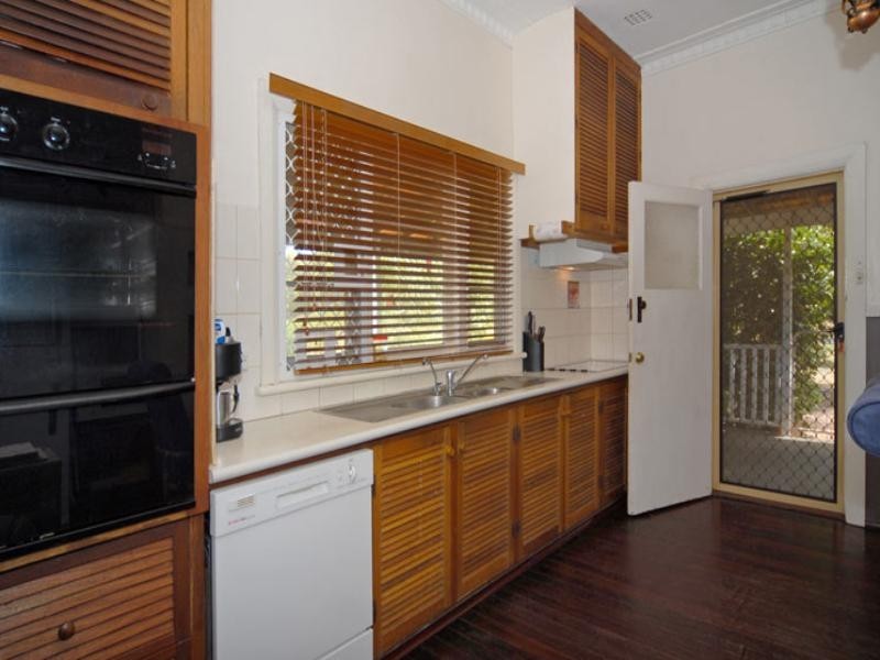 195 Forrest Road, Pickering Brook WA 6076