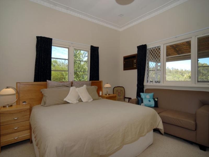 195 Forrest Road, Pickering Brook WA 6076