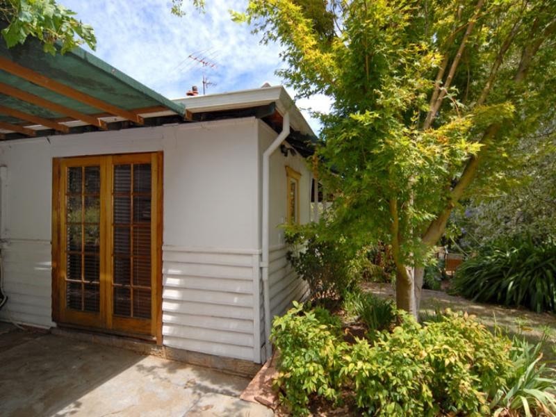 195 Forrest Road, Pickering Brook WA 6076