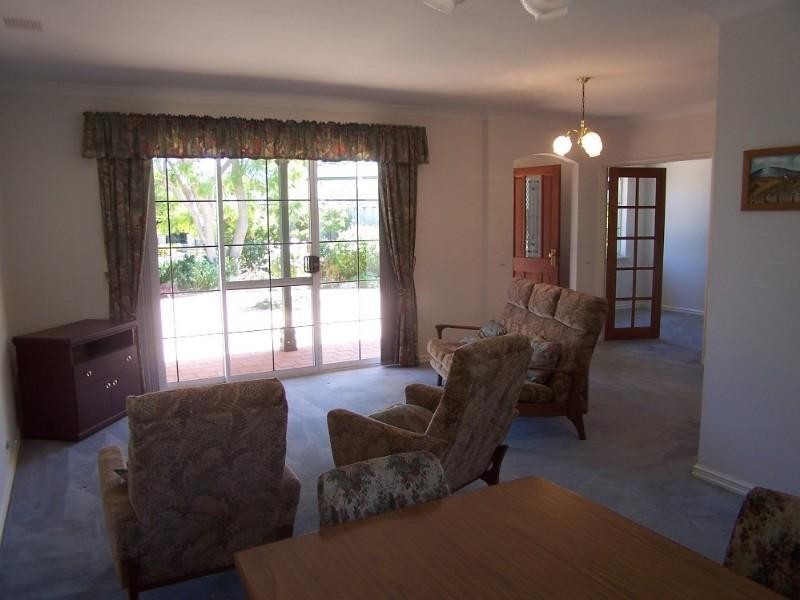 7/22 Canning Road, Kalamunda WA 6076