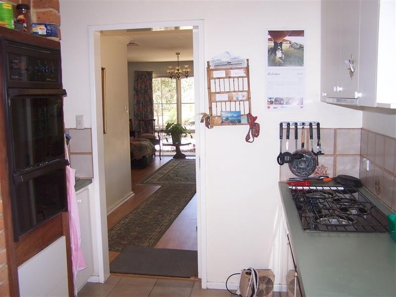 Gooseberry Hill WA 6076