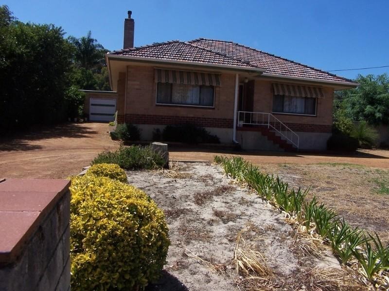 141 Canning Road, Kalamunda WA 6076