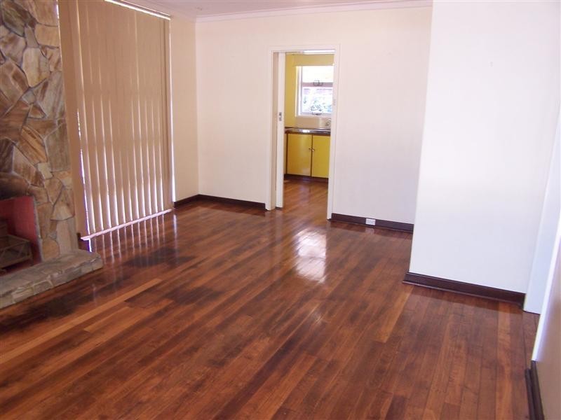 4 McNess Road, Kalamunda WA 6076