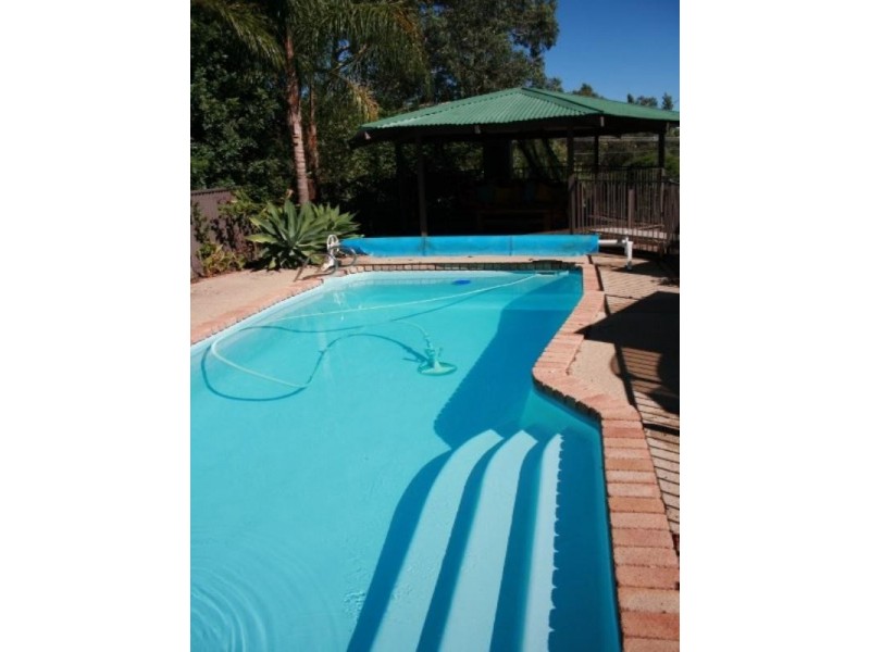 29 Betti Road, Kalamunda WA 6076