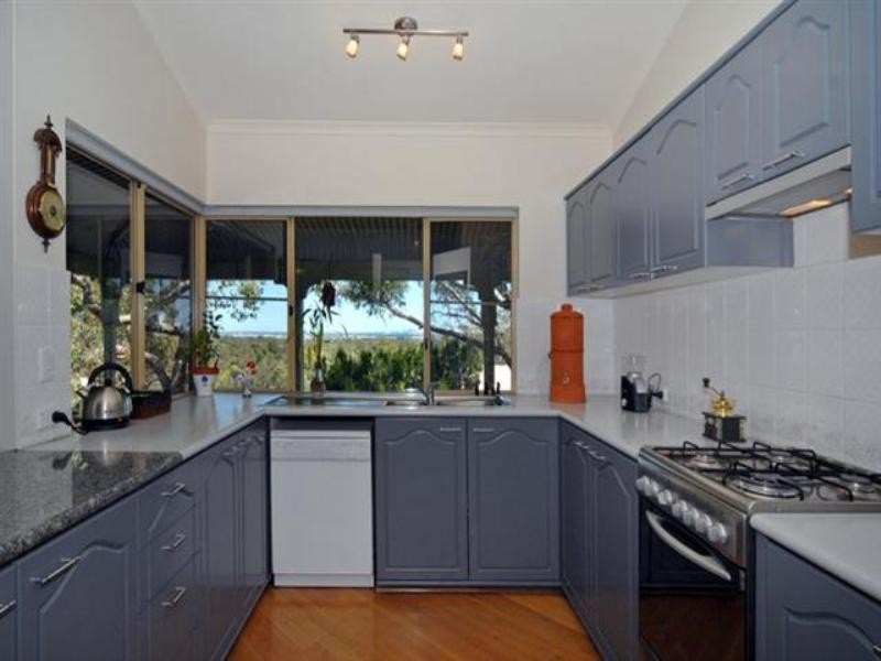 21 Grenville Road, Gooseberry Hill WA 6076