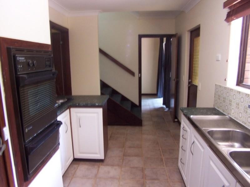 6/8 Shelley Road, Kalamunda WA 6076