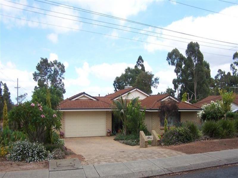1 Cagney Way, Lesmurdie WA 6076