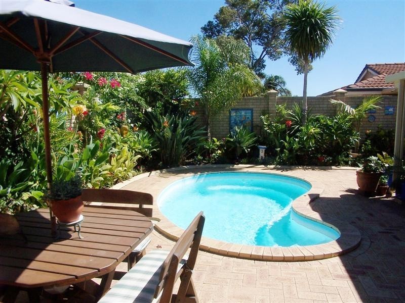 1 Cagney Way, Lesmurdie WA 6076