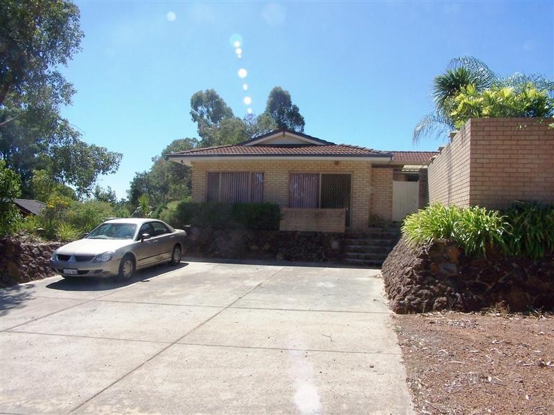 1 Cagney Way, Lesmurdie WA 6076