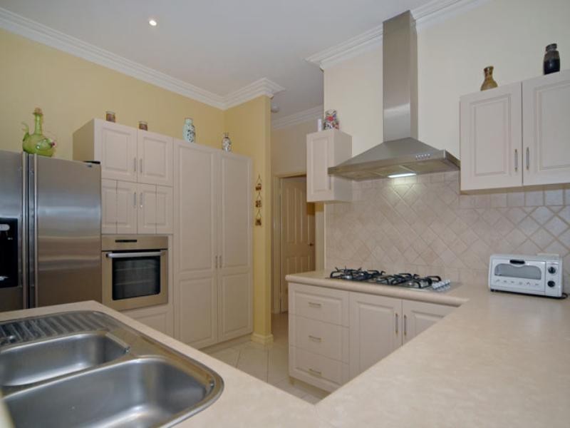 37-39/1 Central Road, Kalamunda WA 6076